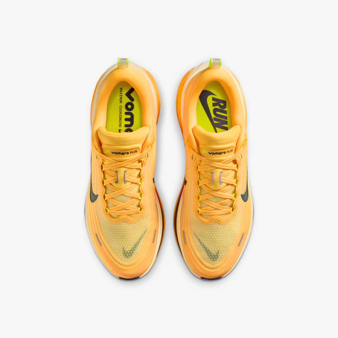 Vomero Plus yellow