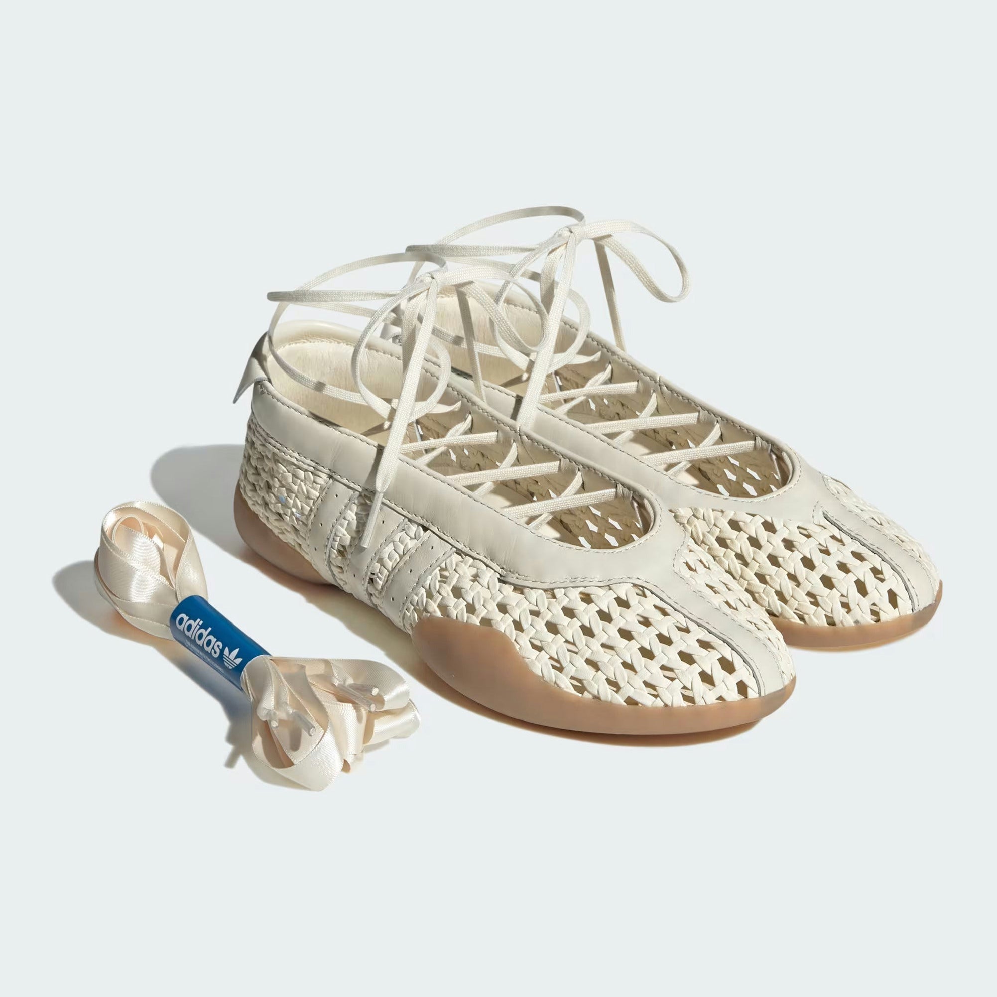 Taekwondo MEI Shoes "Cream white / Gum"
