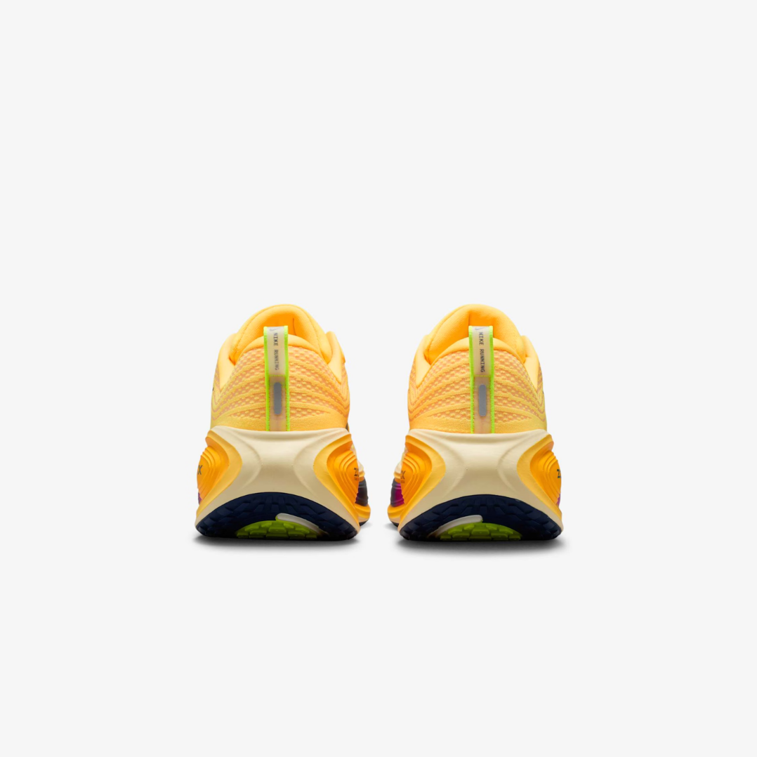 Vomero Plus yellow