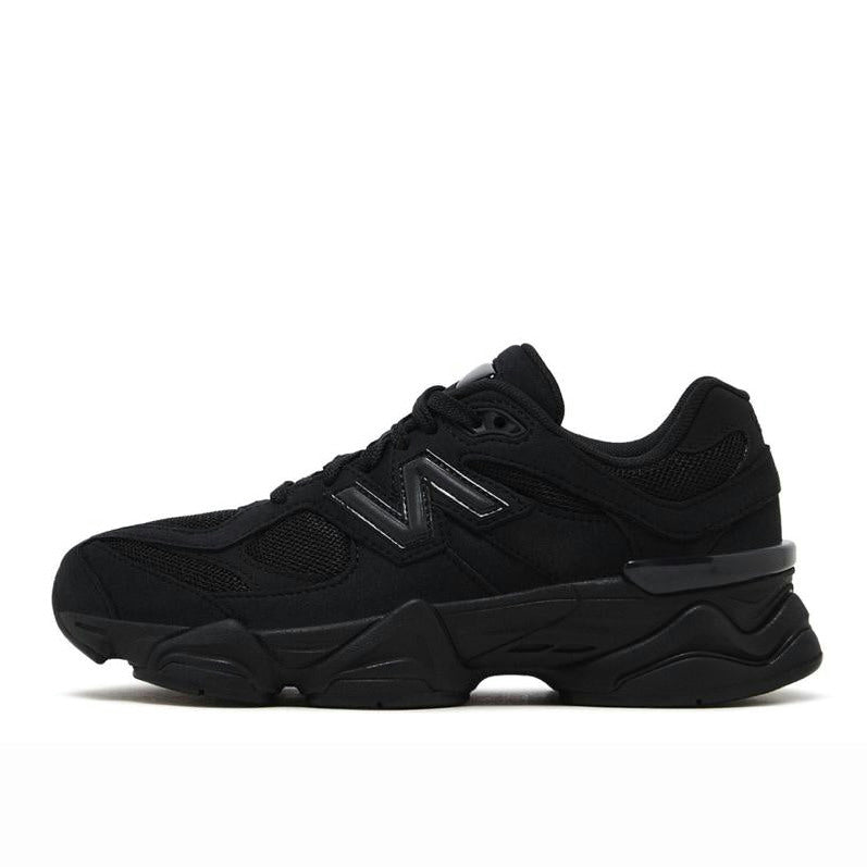 9060 Triple Black Cat