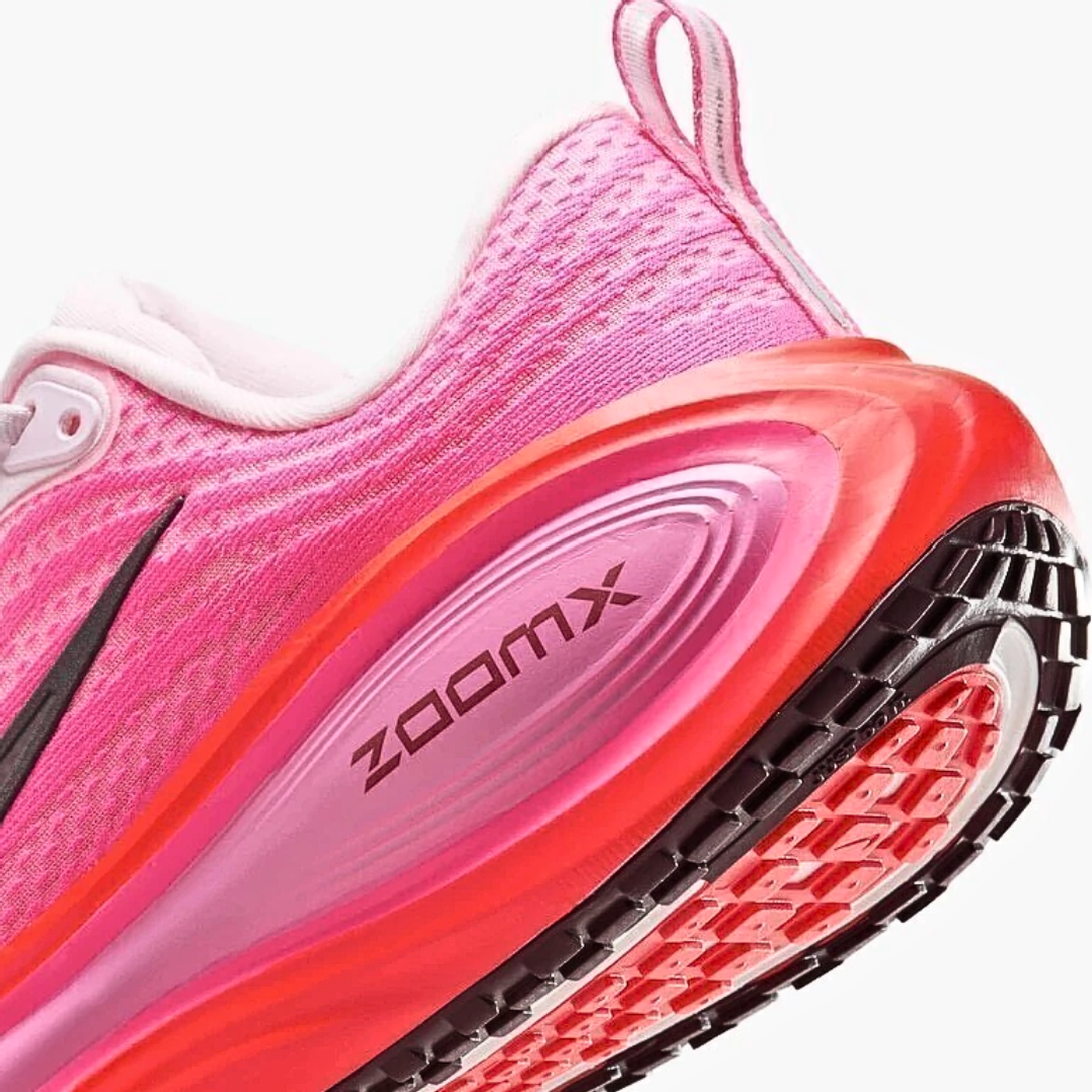 Vomero Plus Hyper Pink
